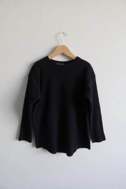 Longsleeve prążkowany czarny Minikid 122/128