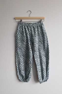 Spodnie kropki Kukukid 134/140