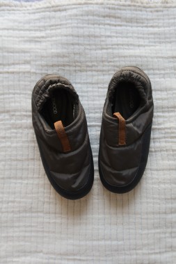 Buty kapcie puchowe Liewood 34 nowe